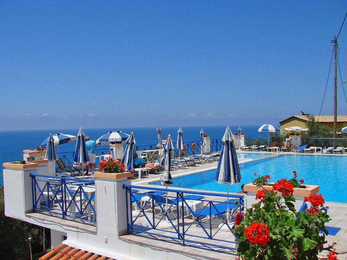 Natalia Apartment B With Panoramic Sea Views Of Agios Gordios Bay Esterno foto