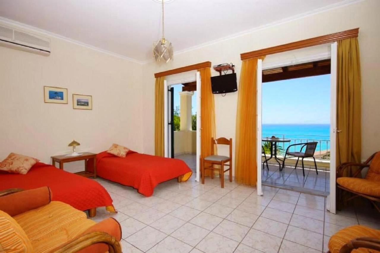 Natalia Apartment B With Panoramic Sea Views Of Agios Gordios Bay Esterno foto